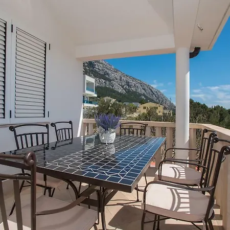 Branka * Makarska