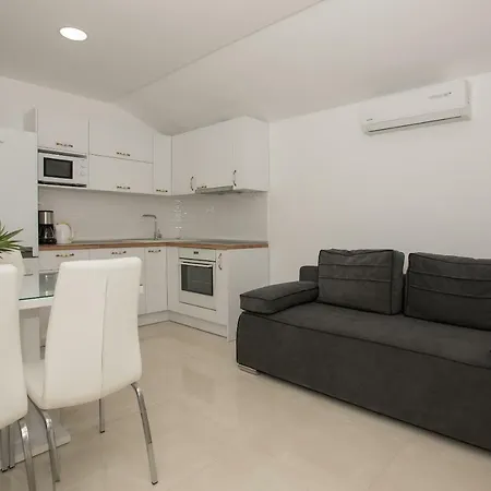 Branka Apartment